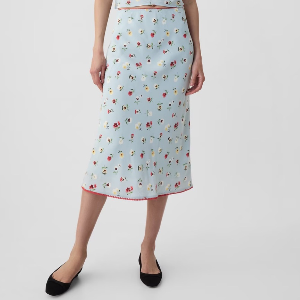 DOEN x Gap collab floral midi skirt